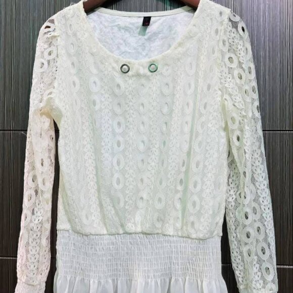 Tops - White Lace Long Sleeve Top